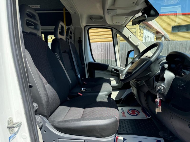 PEUGEOT BOXER