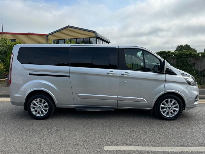 FORD TOURNEO CUSTOM