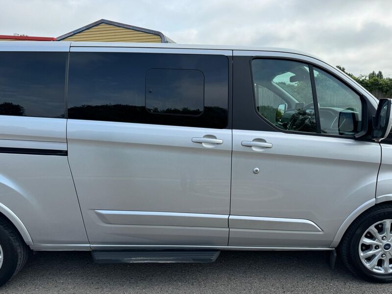 FORD TOURNEO CUSTOM
