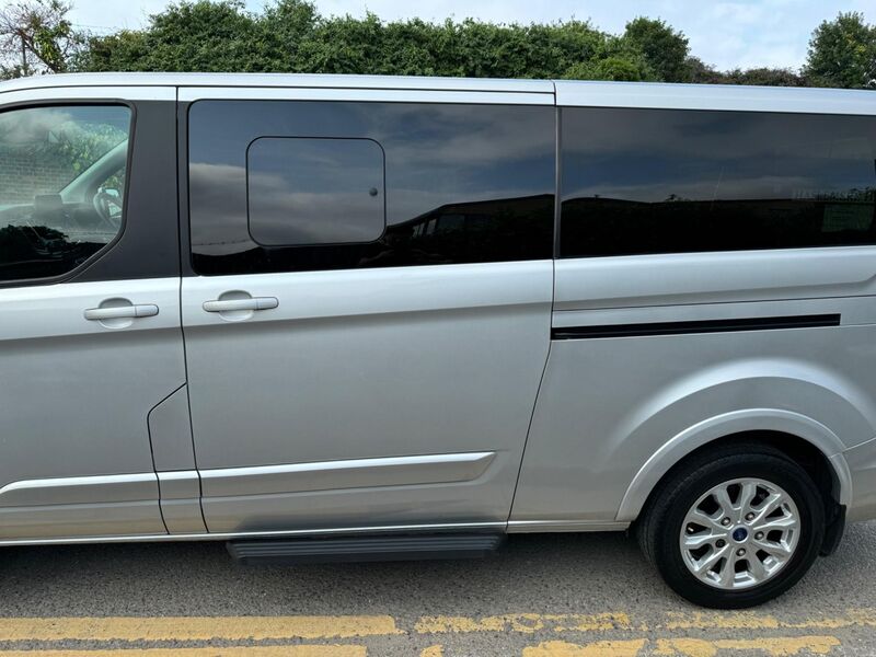 FORD TOURNEO CUSTOM