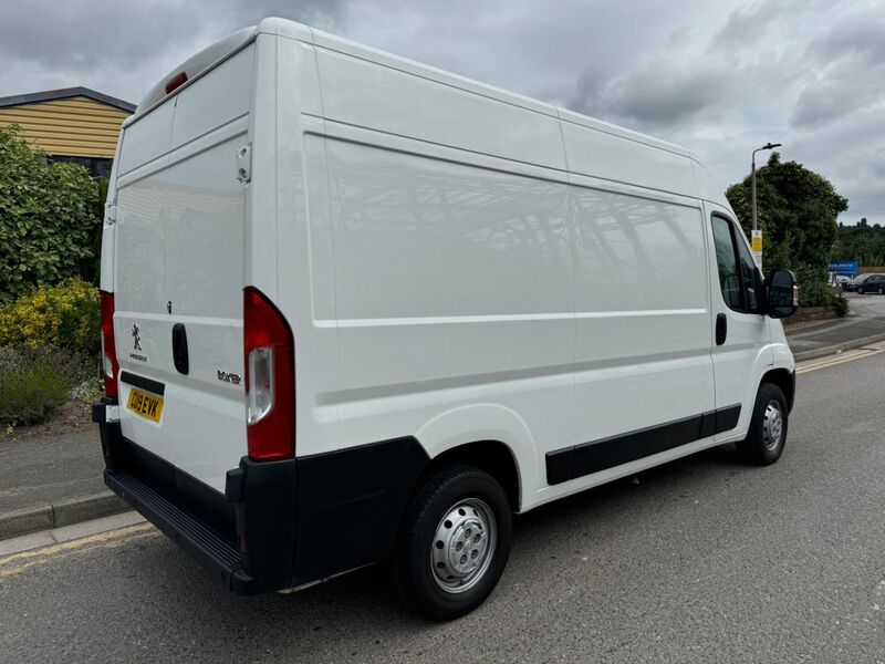 PEUGEOT BOXER