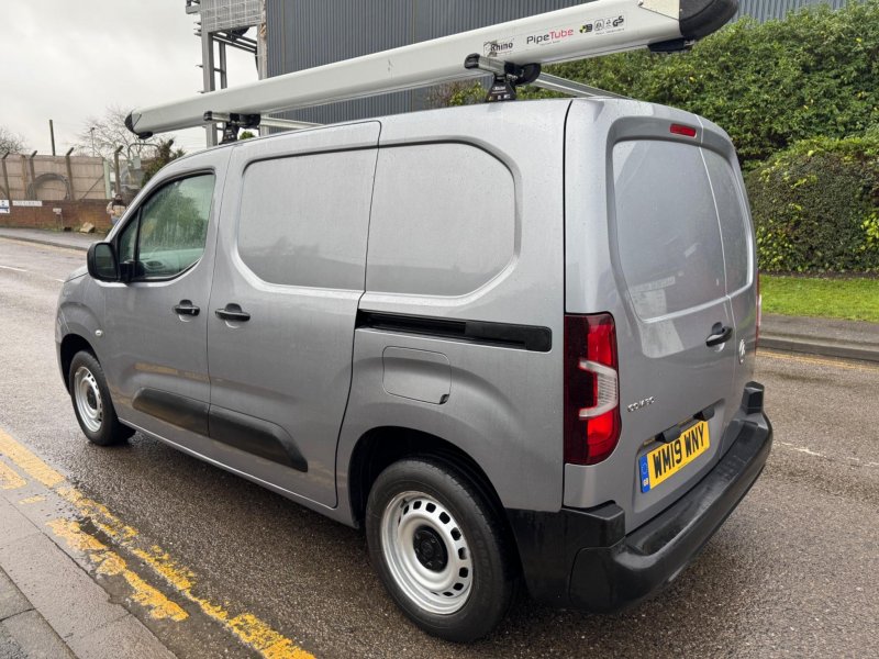 VAUXHALL COMBO