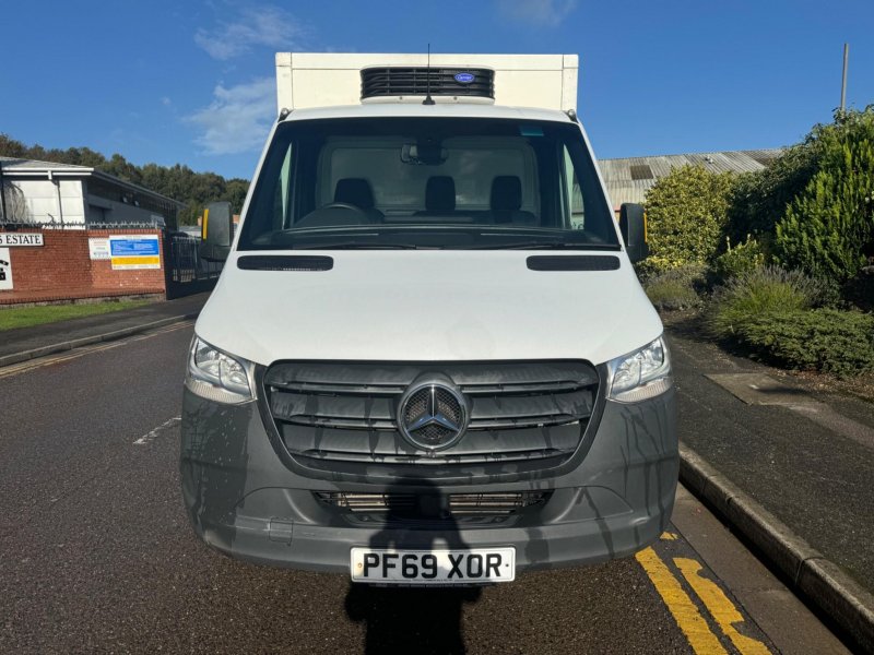 MERCEDES-BENZ SPRINTER