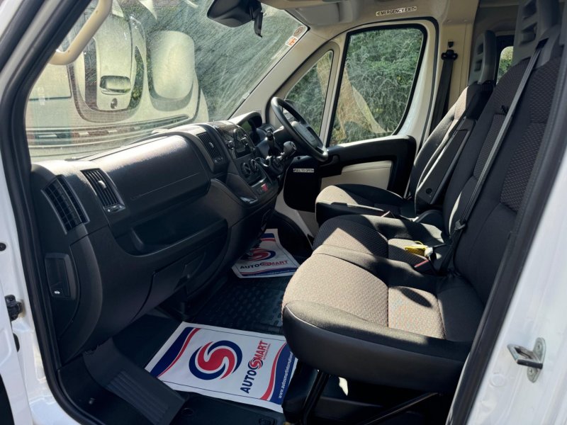 PEUGEOT BOXER