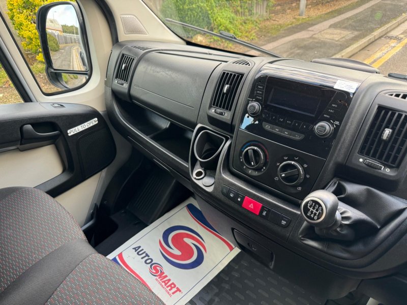 PEUGEOT BOXER