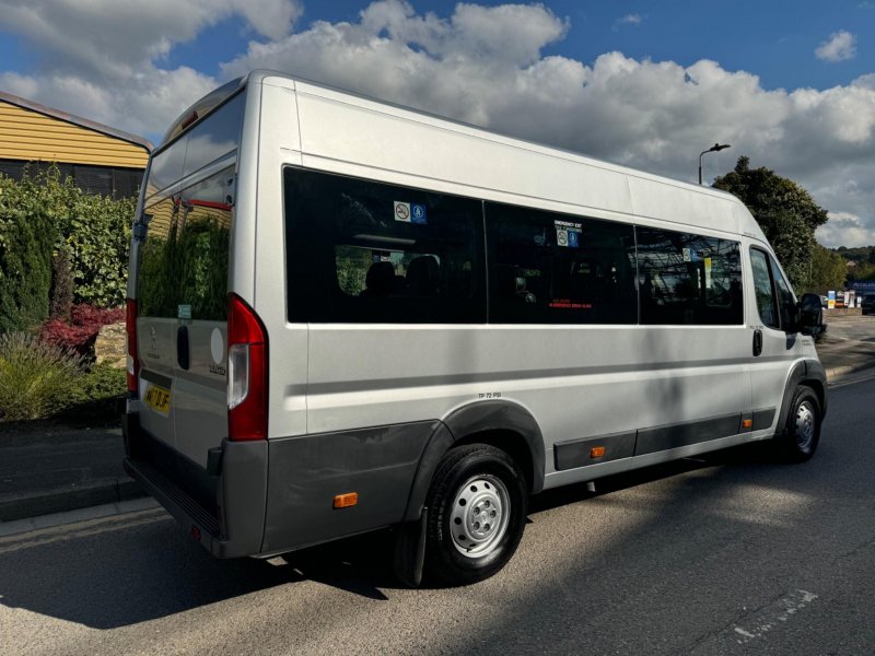PEUGEOT BOXER