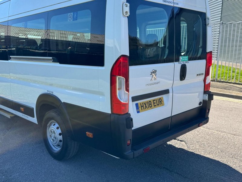 PEUGEOT BOXER