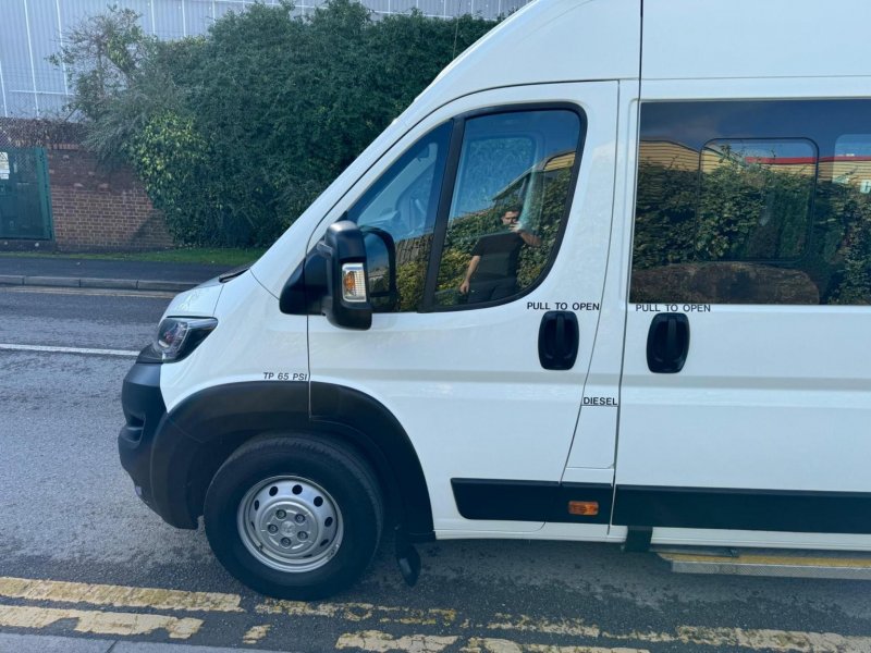 PEUGEOT BOXER