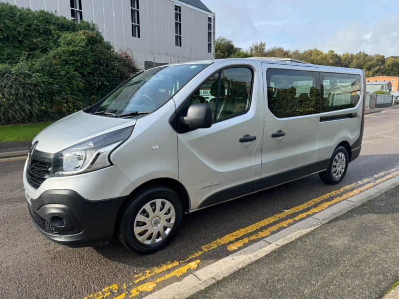 RENAULT TRAFIC