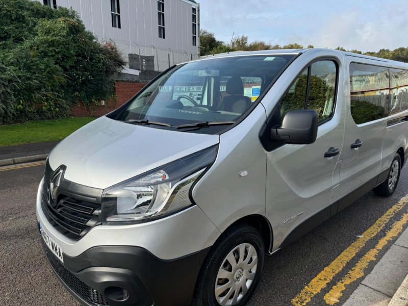 RENAULT TRAFIC