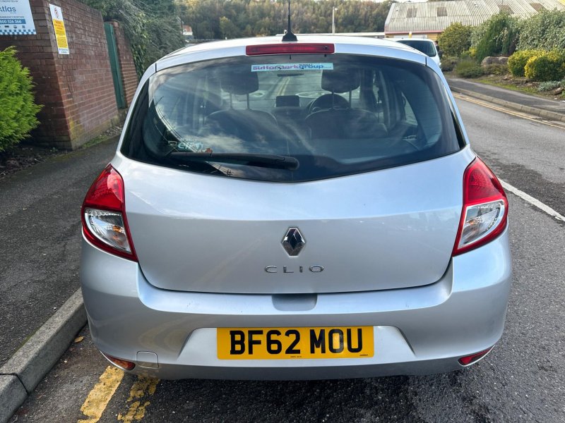 RENAULT CLIO