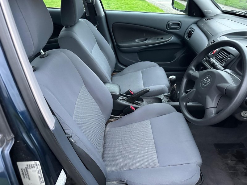 NISSAN ALMERA