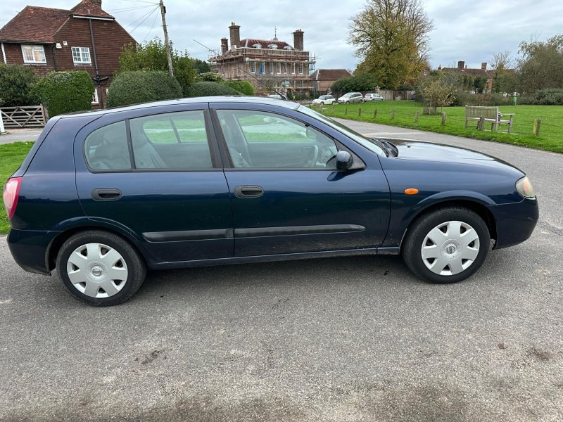 NISSAN ALMERA