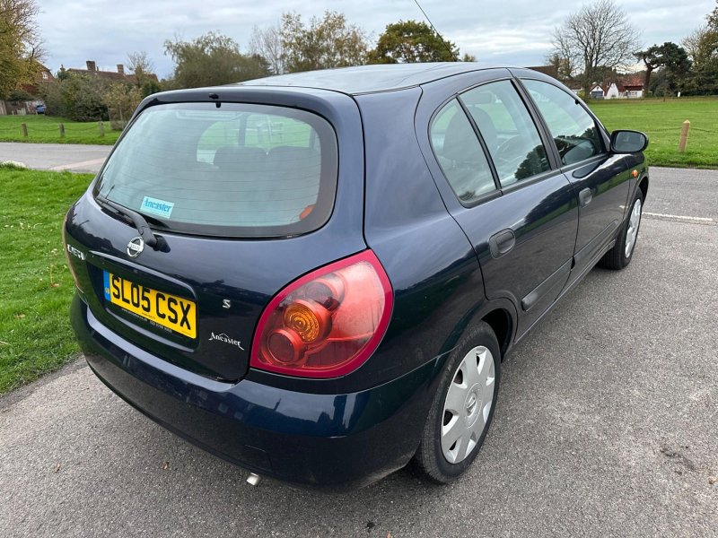 NISSAN ALMERA