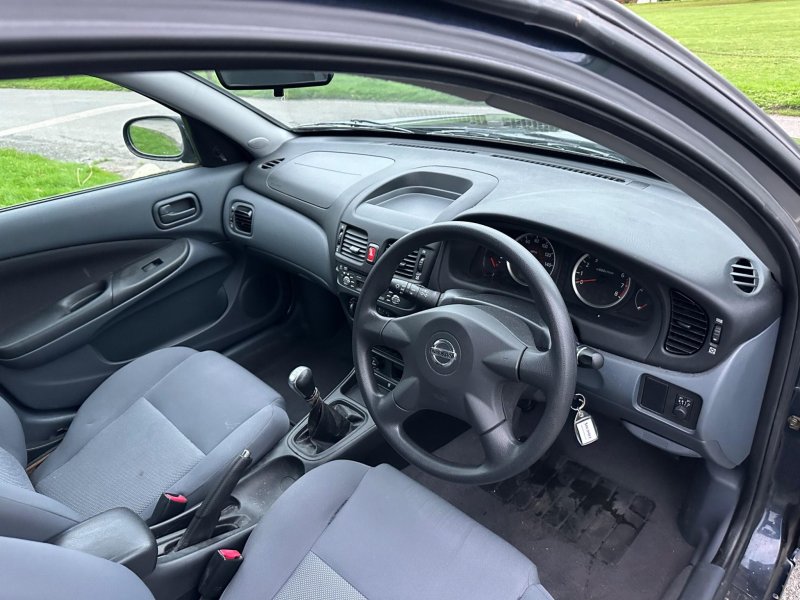 NISSAN ALMERA
