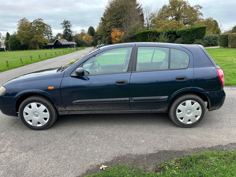 NISSAN ALMERA
