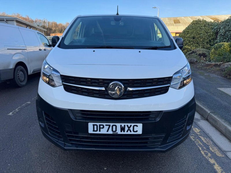 VAUXHALL VIVARO