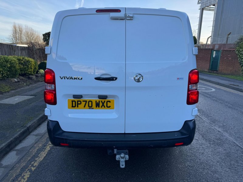 VAUXHALL VIVARO