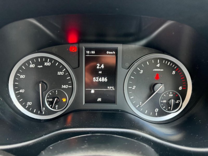 MERCEDES-BENZ VITO