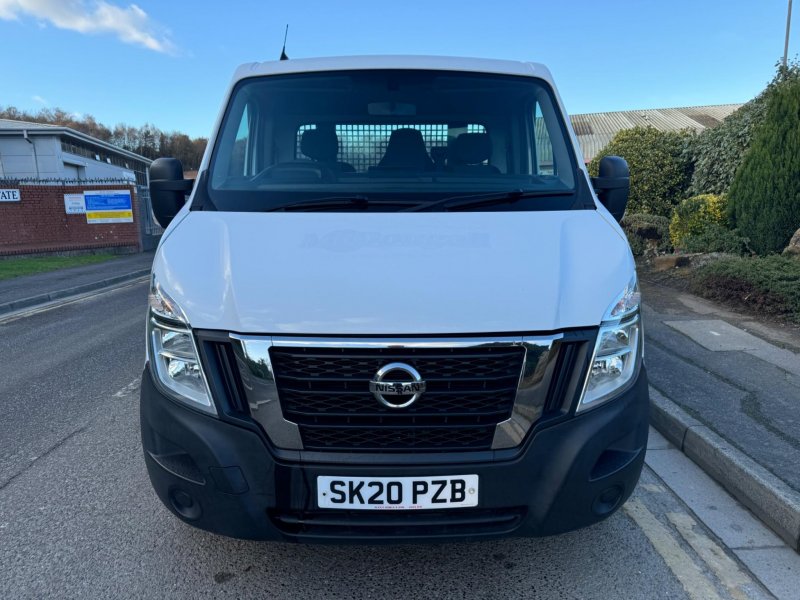 NISSAN NV400