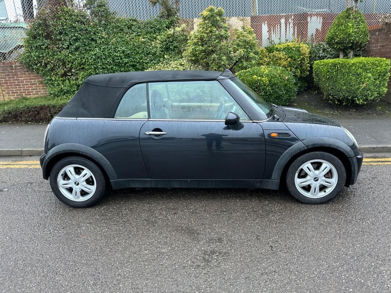 MINI CONVERTIBLE