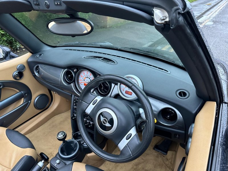 MINI CONVERTIBLE