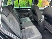 VOLKSWAGEN GOLF SV