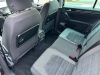 VOLKSWAGEN GOLF SV