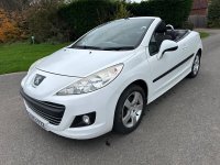 PEUGEOT 207 CC