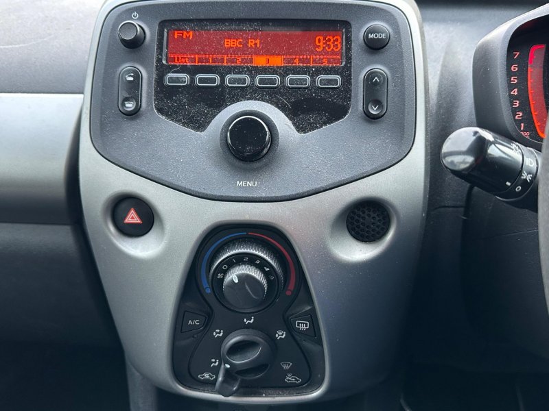 TOYOTA AYGO