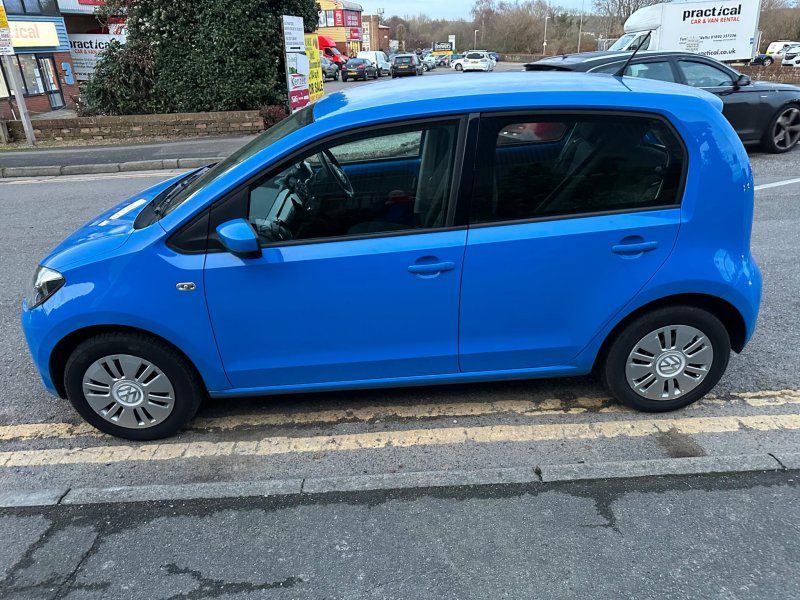 VOLKSWAGEN UP