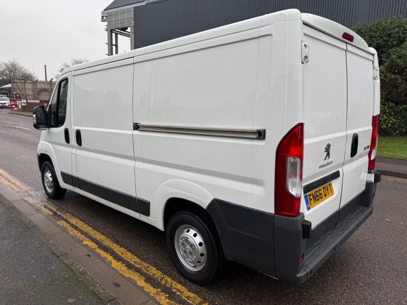 PEUGEOT BOXER