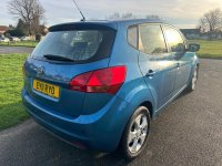 KIA VENGA