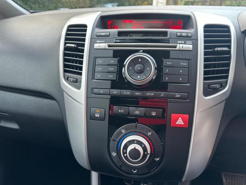 KIA VENGA