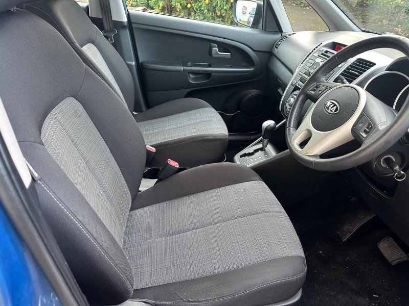KIA VENGA