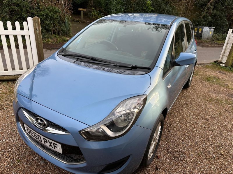HYUNDAI IX20
