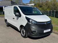 VAUXHALL VIVARO