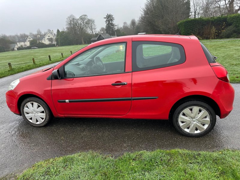 RENAULT CLIO