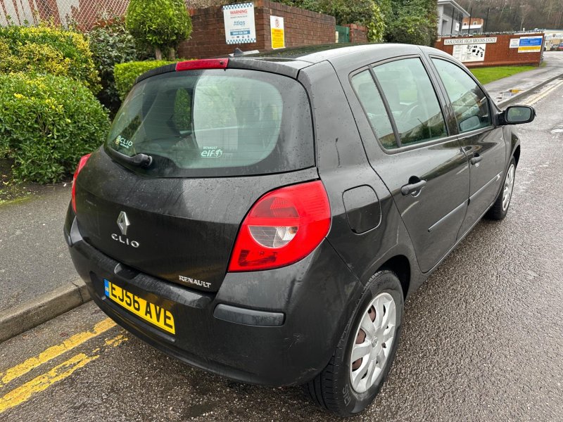 RENAULT CLIO