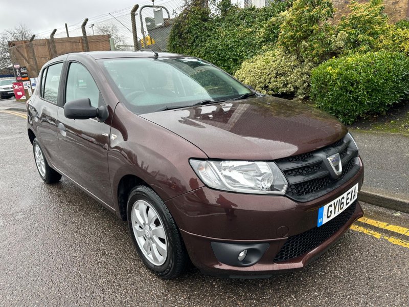 DACIA SANDERO