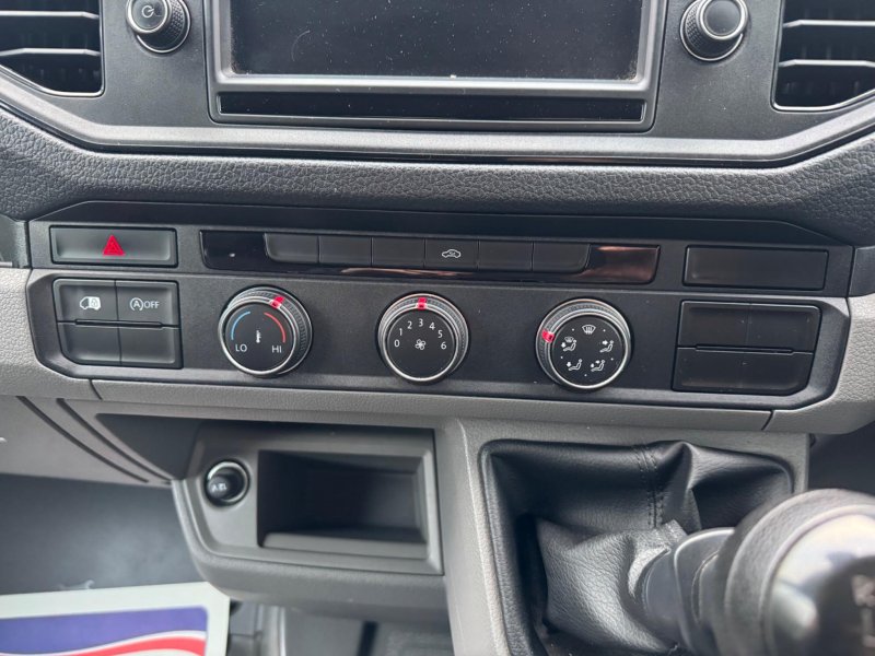 VOLKSWAGEN CRAFTER