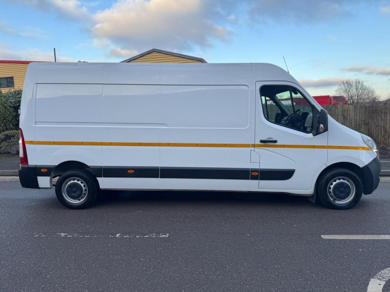 VAUXHALL MOVANO