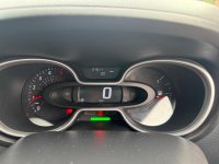 NISSAN NV300