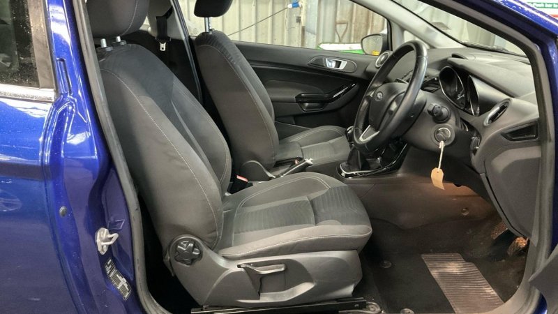 FORD FIESTA