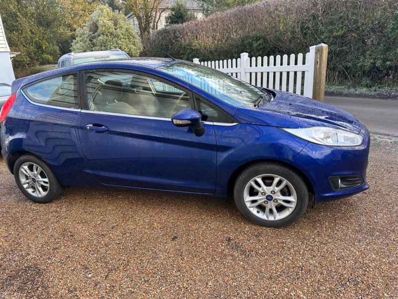 FORD FIESTA