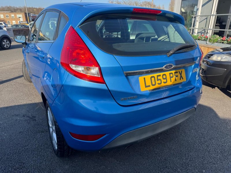 FORD FIESTA