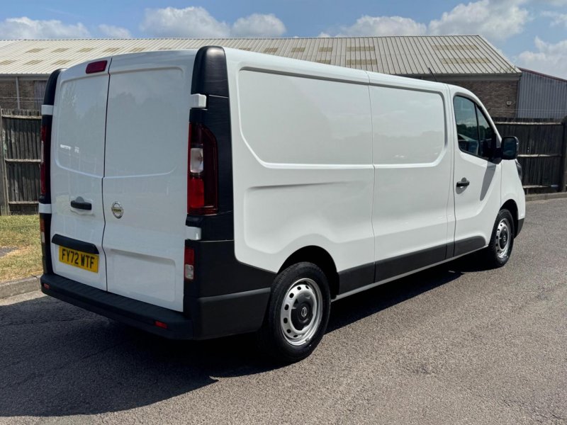 NISSAN PRIMASTAR